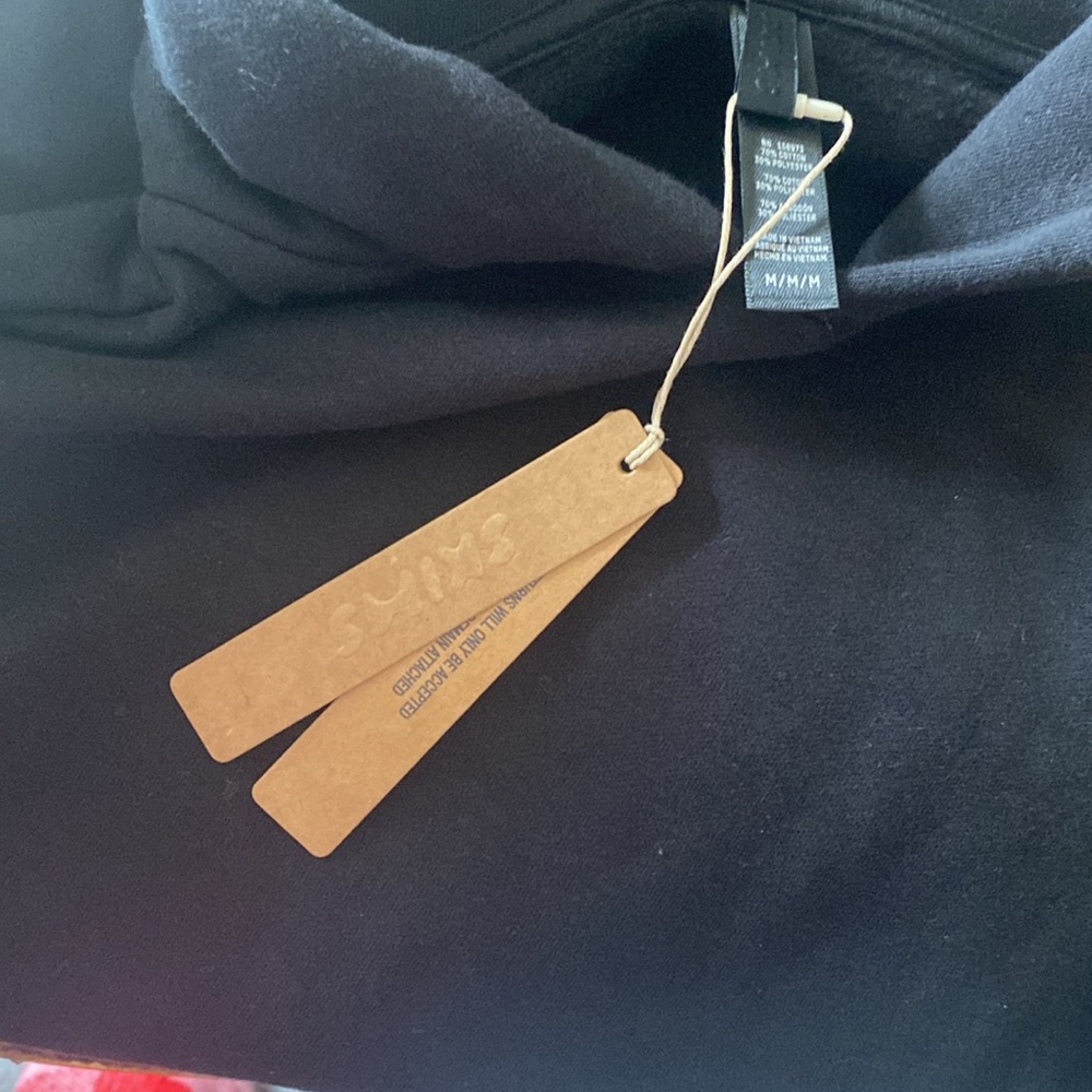 NWT SKIMS Corton Blend Fleece Classic Pullover Hoodie
SKIMS - Picture 4 of 5